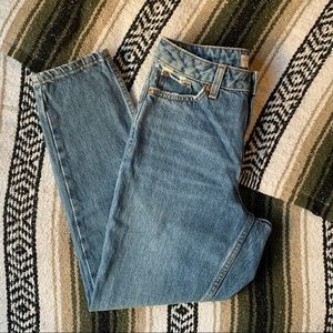 TOPSHOP Mom Jeans